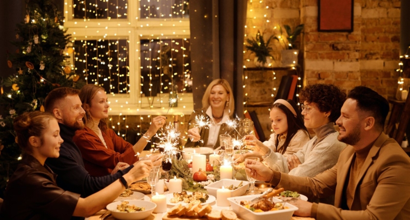 how to manage mental health during holidays